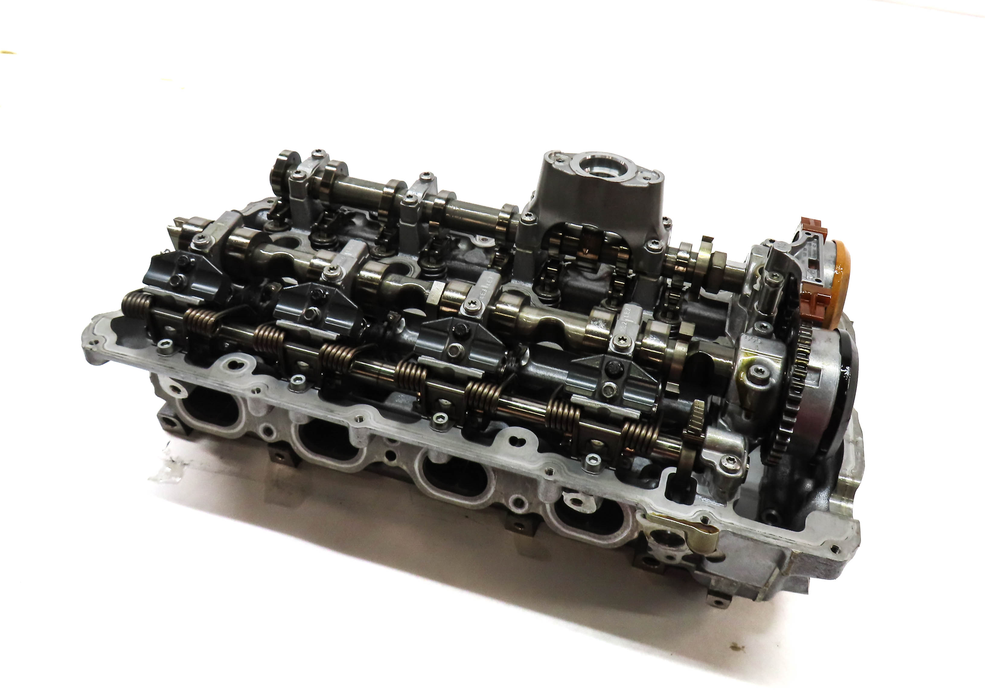 13-19 BMW 550i 650i 750i X5 X6 - 4.4L N63B TWIN TURBO ENGINE RIGHT CYLINDER HEAD — exact item pictured